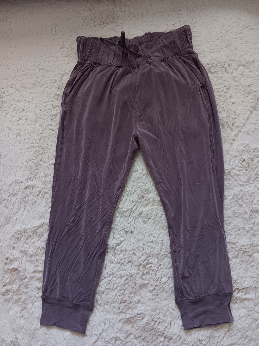 lululemon athletica Women's High-Waist Jogger Pants in Dusty Plum